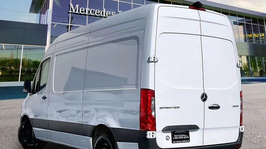 2026 Mercedes-Benz Sprinter 2500