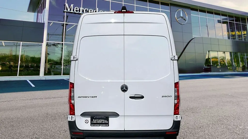 2026 Mercedes-Benz Sprinter 2500