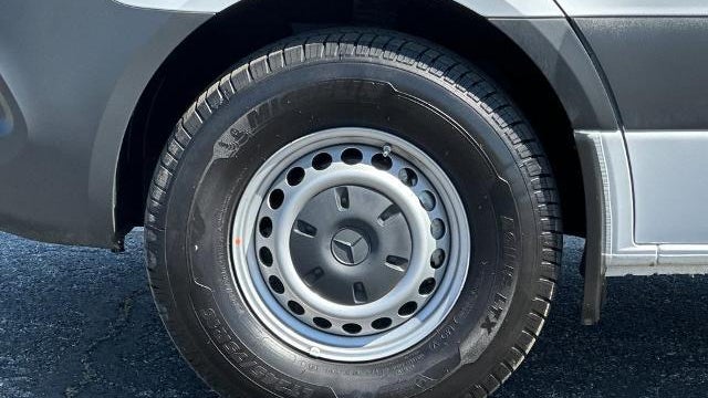 2023 Mercedes-Benz Sprinter 2500