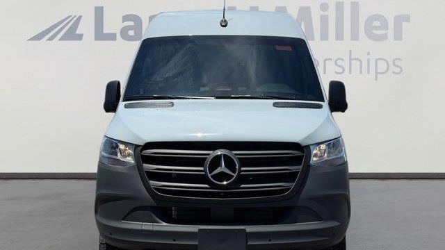 2025 Mercedes-Benz Sprinter 2500