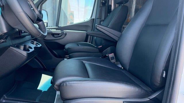 2025 Mercedes-Benz Sprinter 2500