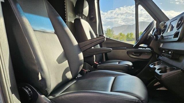 2024 Mercedes-Benz Sprinter 2500