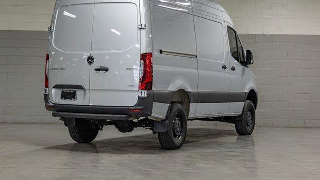 2024 Mercedes-Benz Sprinter 2500