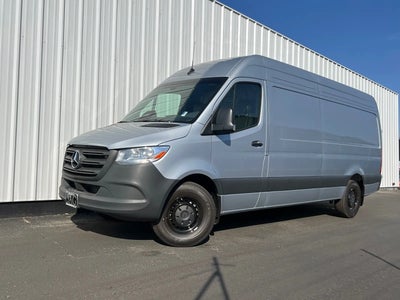 2025 Mercedes-Benz Sprinter 2500 3DR 170 In. WB High Roof Cargo Van (2.0L I4 HO)