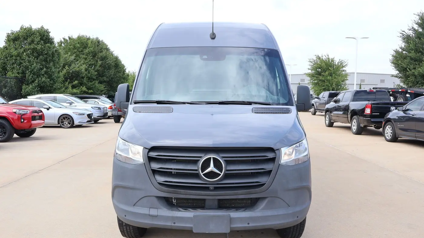 2024 Mercedes-Benz Sprinter 2500