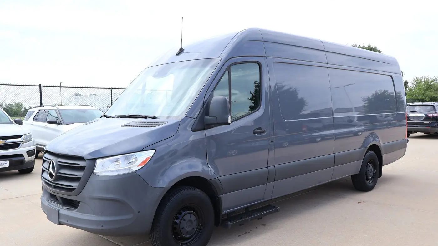 2024 Mercedes-Benz Sprinter 2500