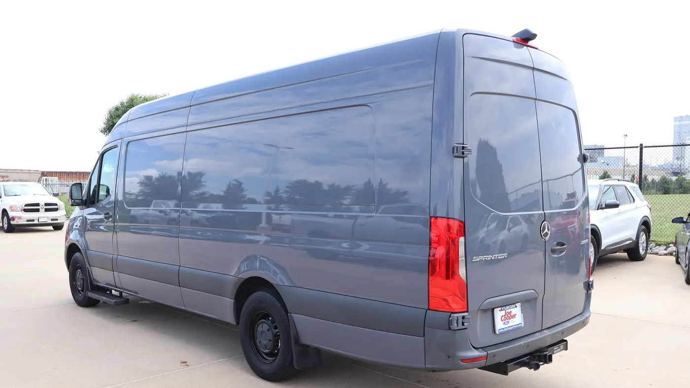 2024 Mercedes-Benz Sprinter 2500