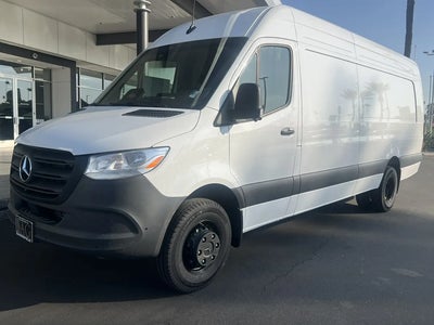2026 Mercedes-Benz Sprinter 3500 3DR 170 In. WB High Roof Extended Cargo Van