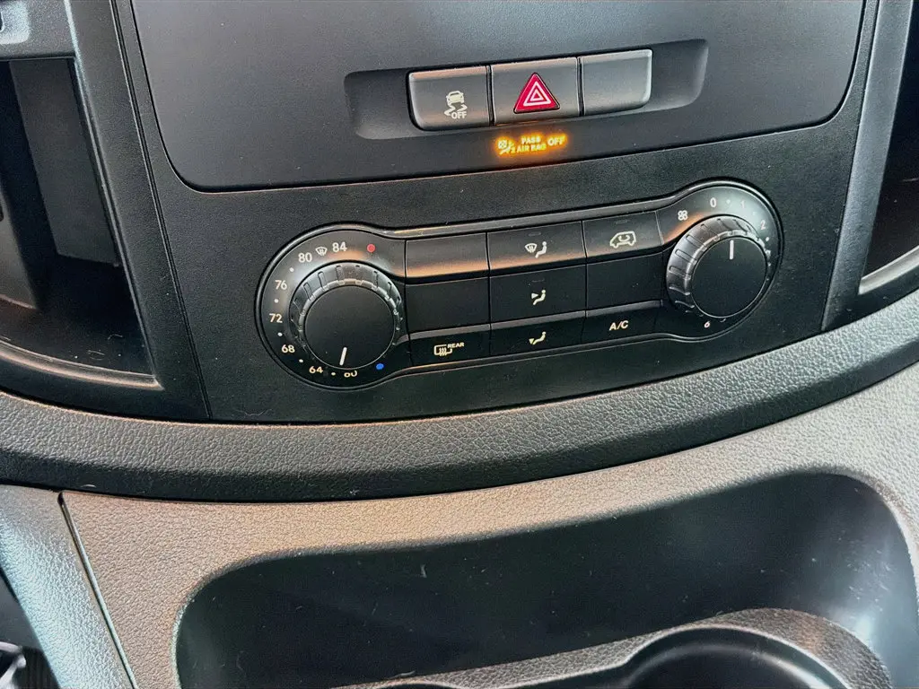 2022 Mercedes-Benz Metris - $25,990