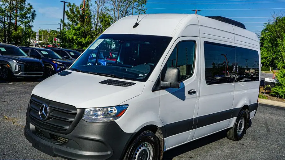 2024 Mercedes-Benz Sprinter 2500
