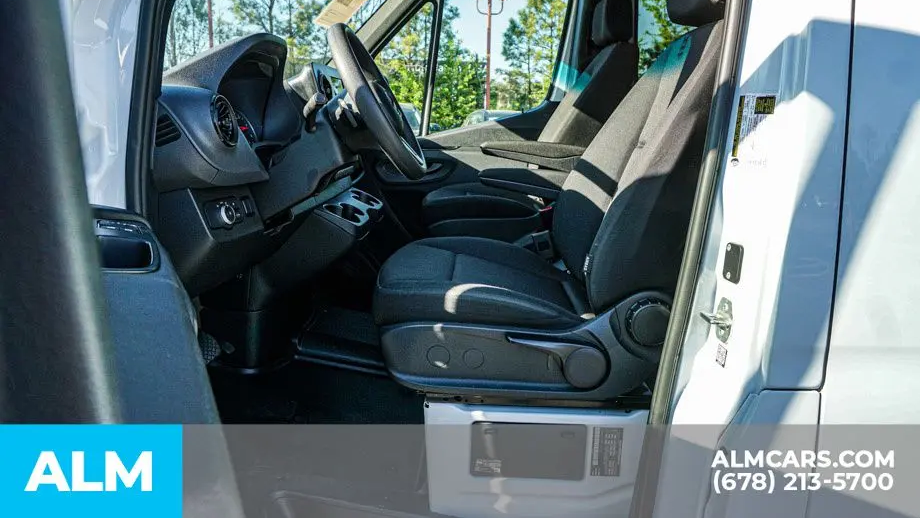 2024 Mercedes-Benz Sprinter 2500