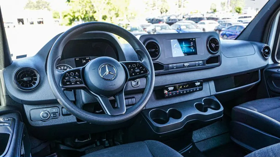 2024 Mercedes-Benz Sprinter 2500