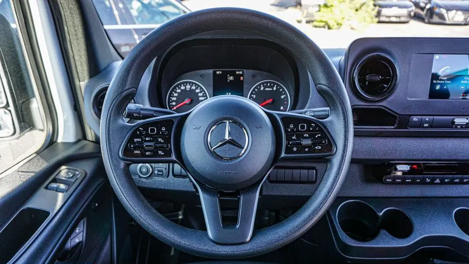 2024 Mercedes-Benz Sprinter 2500