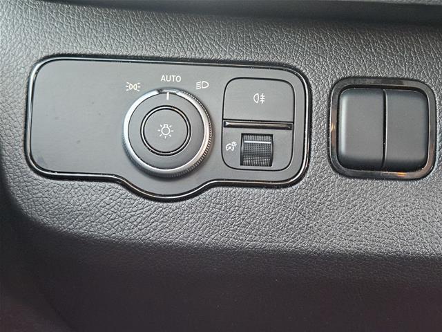 2025 Mercedes-Benz Sprinter - $44,200