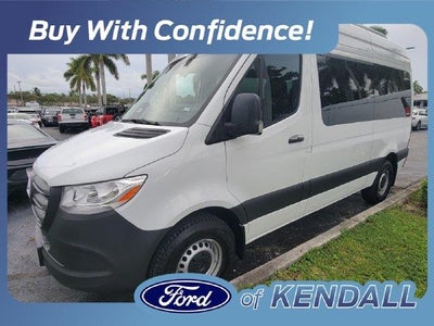 2025 Mercedes-Benz Sprinter 2500 3DR 144 In. WB Passenger Van (2.0L I4)