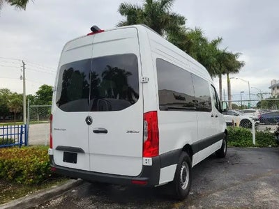 2025 Mercedes-Benz Sprinter 2500 3DR 144 In. WB Passenger Van (2.0L I4)