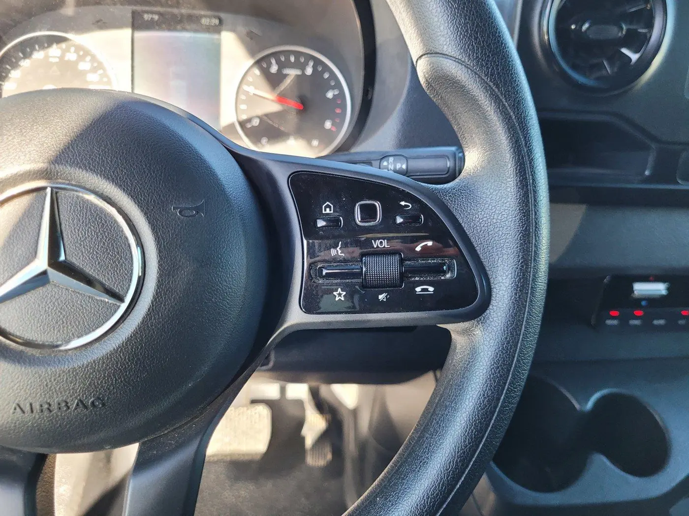 2024 Mercedes-Benz Sprinter - $46,572