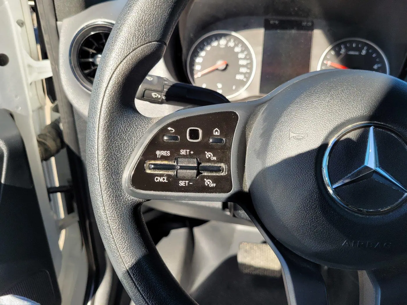 2024 Mercedes-Benz Sprinter - $46,572