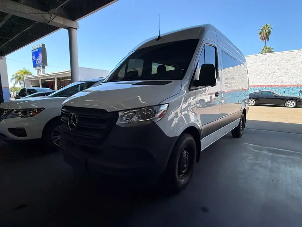 2025 Mercedes-Benz Sprinter - $53,998