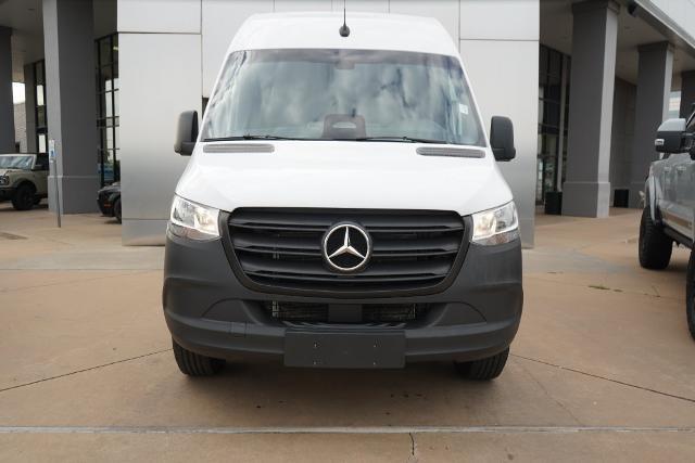 2025 Mercedes-Benz Sprinter - $38,800