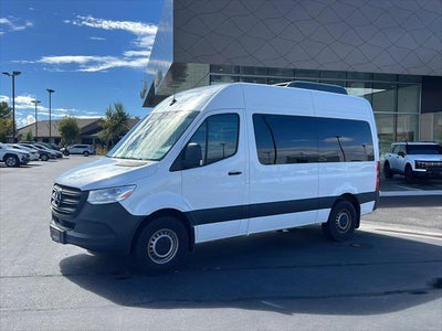 2024 Mercedes-Benz Sprinter 2500 3DR 144 In. WB Passenger Van (2.0L I4)
