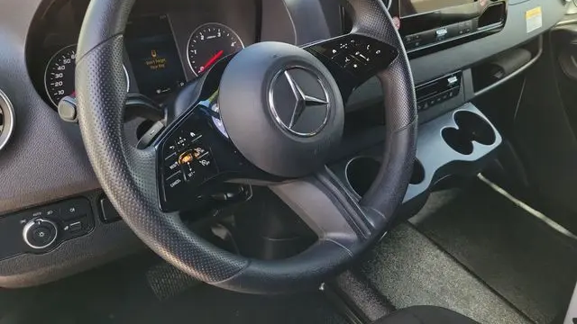 2025 Mercedes-Benz Sprinter 2500