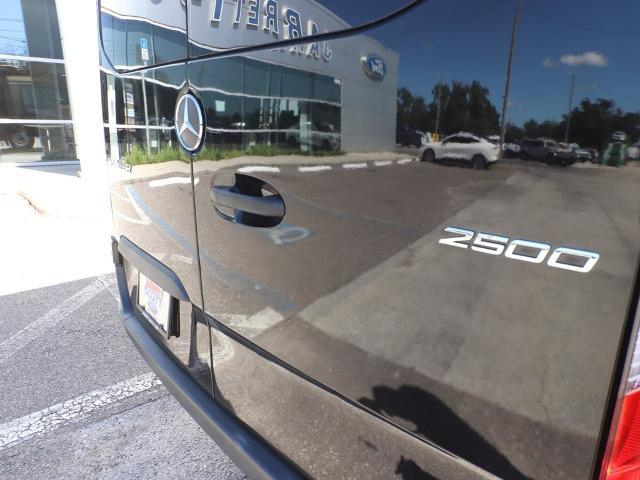 2025 Mercedes-Benz Sprinter - $52,454
