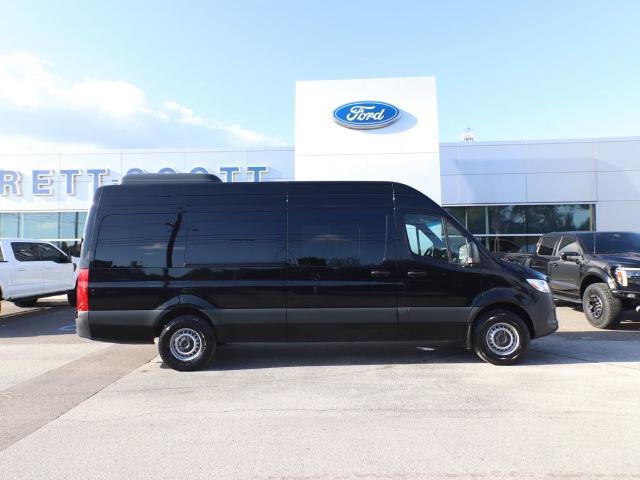 2025 Mercedes-Benz Sprinter - $53,454