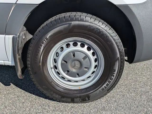 2025 Mercedes-Benz Sprinter - $41,123