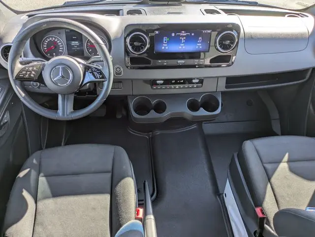 2025 Mercedes-Benz Sprinter - $41,123