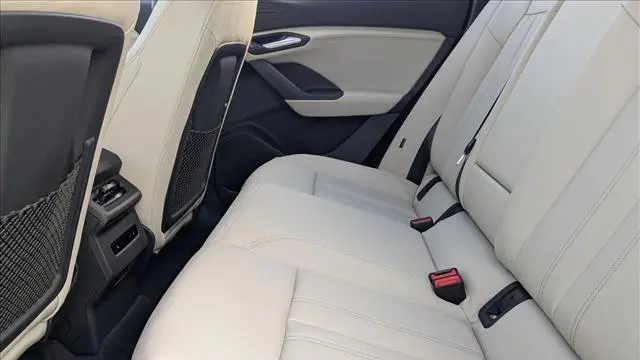 2025 Audi Q6 e-tron quattro Premium
