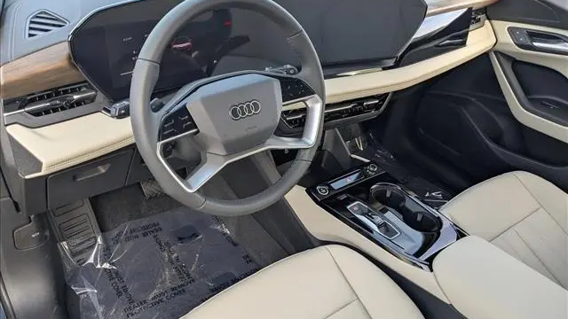 2025 Audi Q6 e-tron quattro Premium