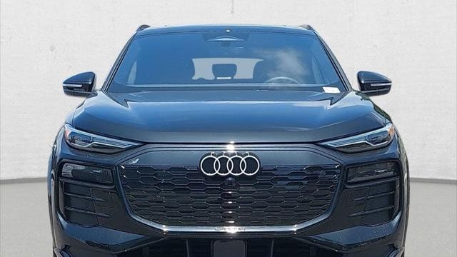 2027 Audi Q6 e-tron quattro Premium