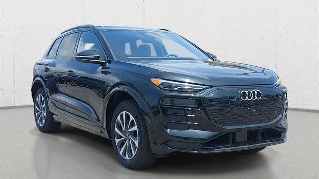 2027 Audi Q6 e-tron quattro Premium