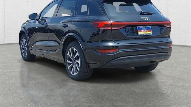 2027 Audi Q6 e-tron quattro Premium
