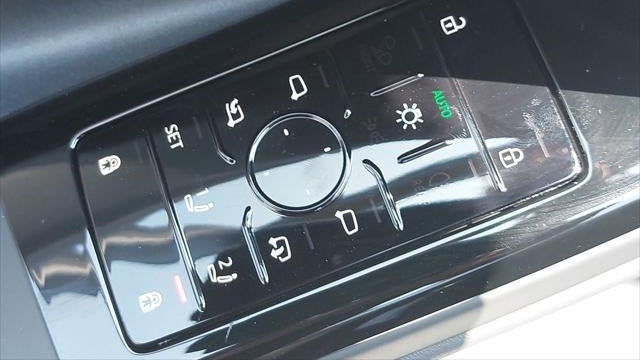 2027 Audi Q6 e-tron quattro Premium
