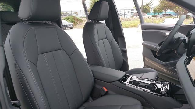 2027 Audi Q6 e-tron quattro Premium