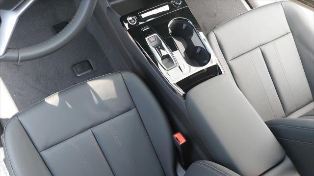 2027 Audi Q6 e-tron quattro Premium
