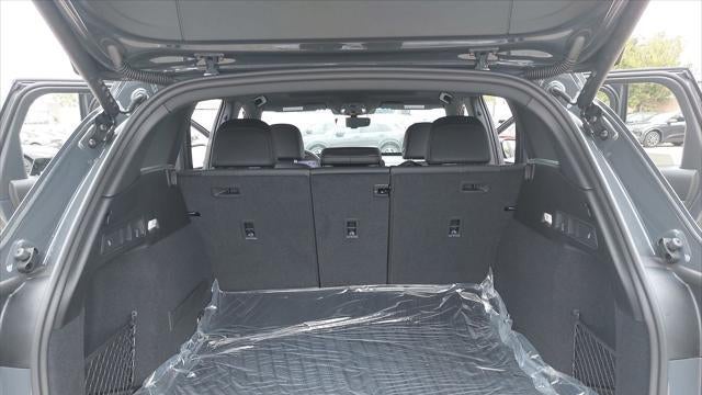 2027 Audi Q6 e-tron quattro Premium
