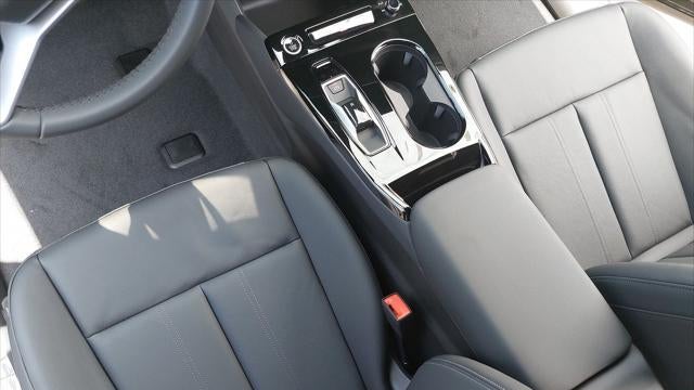2027 Audi Q6 e-tron quattro Premium
