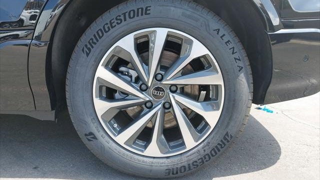 2027 Audi Q6 e-tron quattro Premium