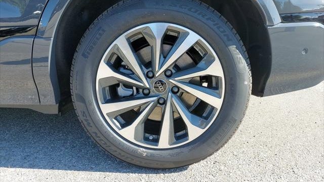 2027 Audi Q6 e-tron quattro Premium
