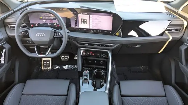 2026 Audi SQ5 quattro Premium TFSI