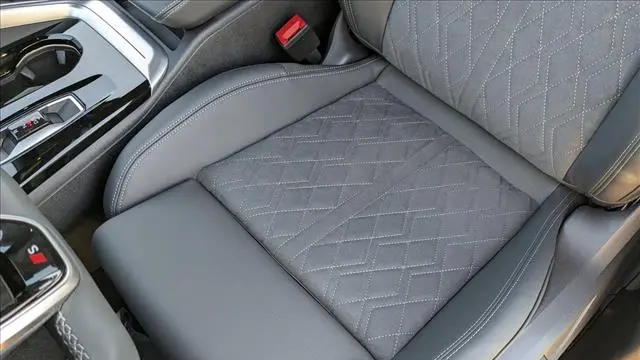2026 Audi SQ5 quattro Premium TFSI