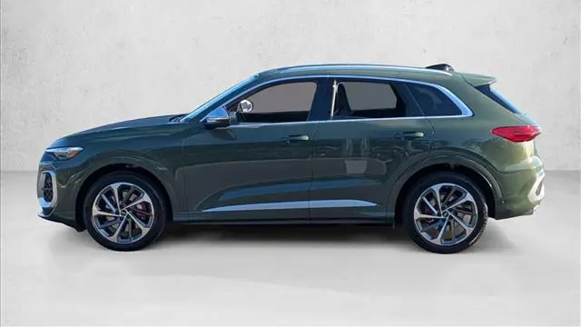2026 Audi SQ5 quattro Premium TFSI