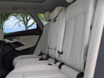 2025 All-new Q5 Thumbnail 15