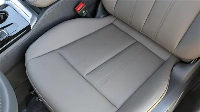 2025 Audi Q5 quattro Premium TFSI