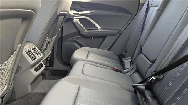 2025 Audi Q5 quattro Premium TFSI