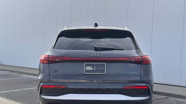 2025 Audi Q5 quattro Premium TFSI