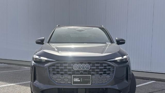 2025 Audi Q5 quattro Premium TFSI